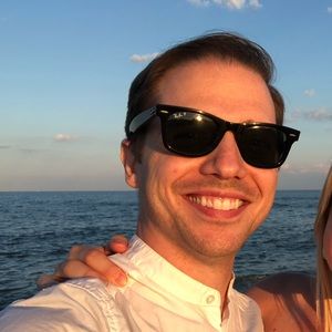 Meet your Posher, Adam